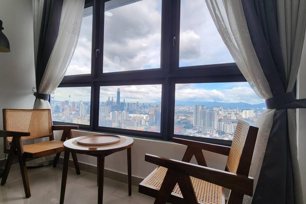 Vertical Paradise Kl @ Level 53 *